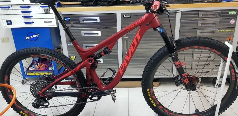2019 Pivot Trail 429 Large Size